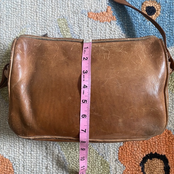 70s/80s I Old Brown Fine Leather Shoulder Bag I Long Island, NY - Picture 10 of 16